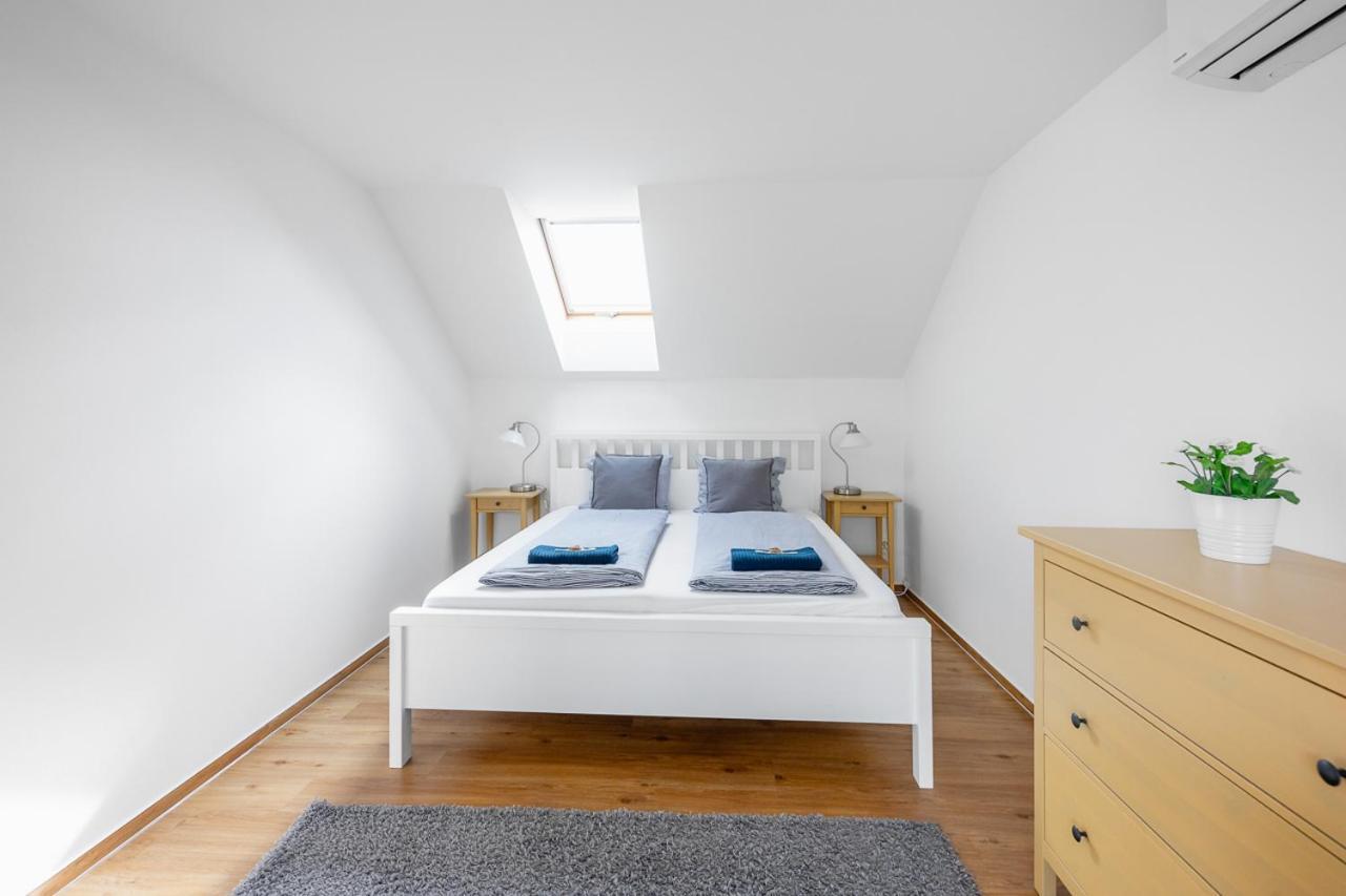 Apartman Ema Dolní Dunajovice Εξωτερικό φωτογραφία